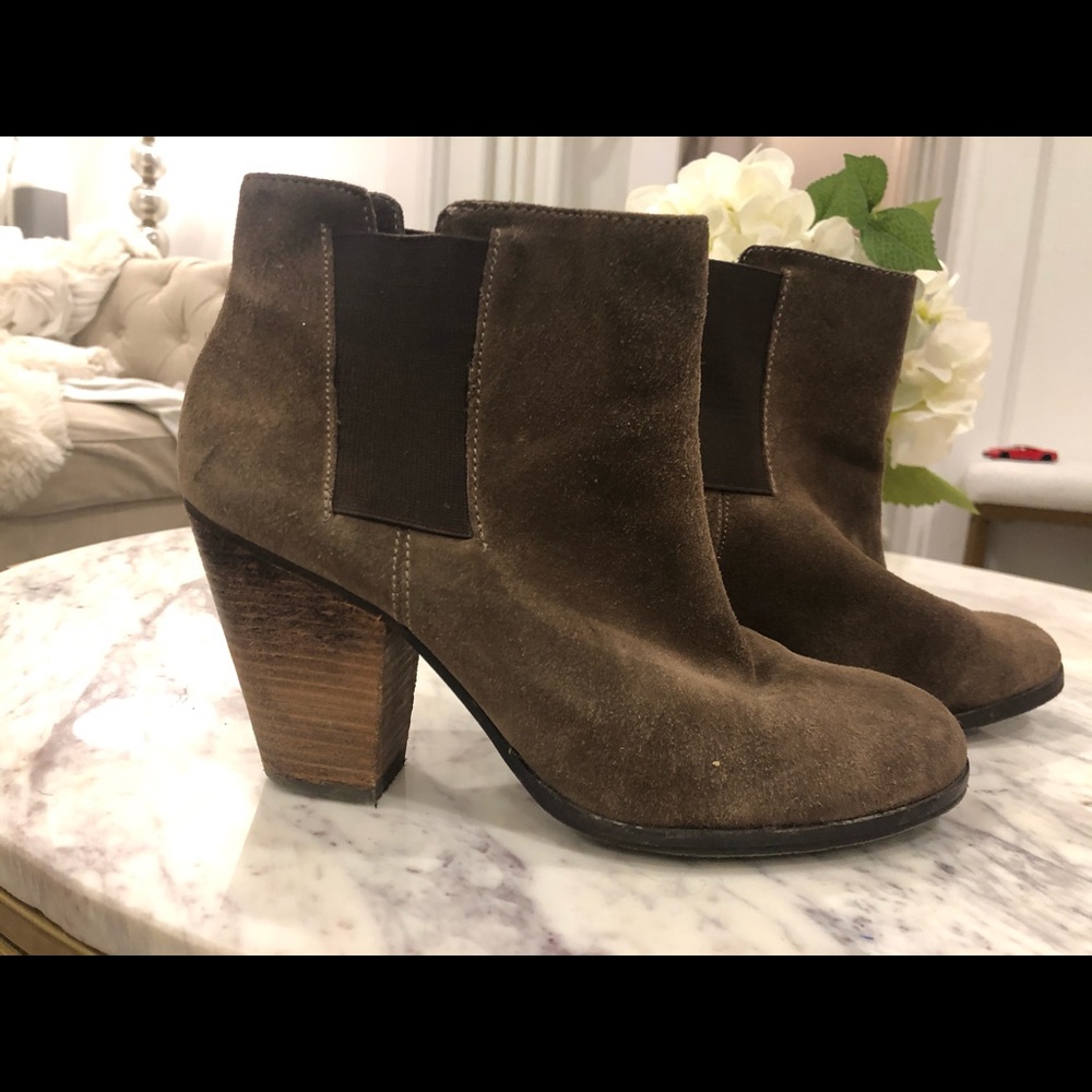 Brown boots